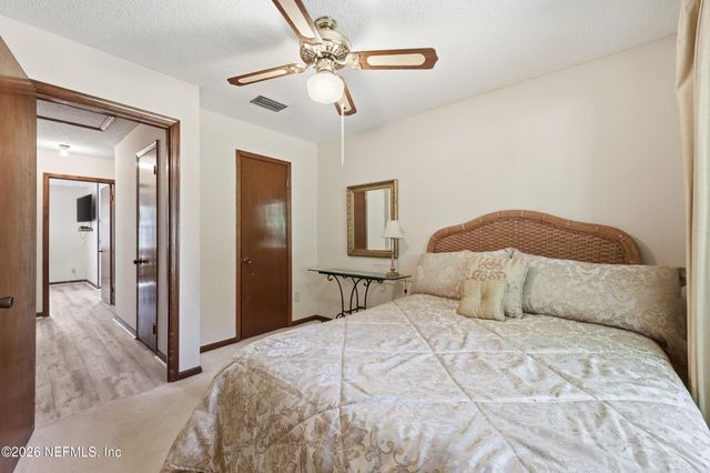 1361 BLACKHAWK Trail E, Jacksonville, FL 32225