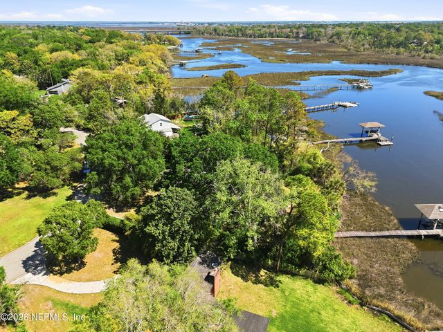 1361 BLACKHAWK Trail E, Jacksonville, FL 32225