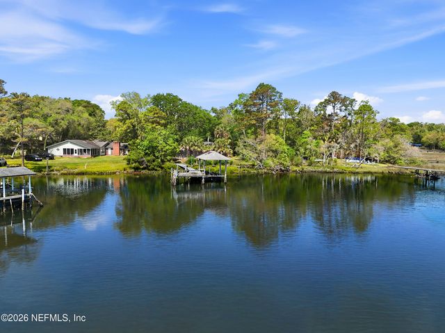 1361 BLACKHAWK Trail E, Jacksonville, FL 32225