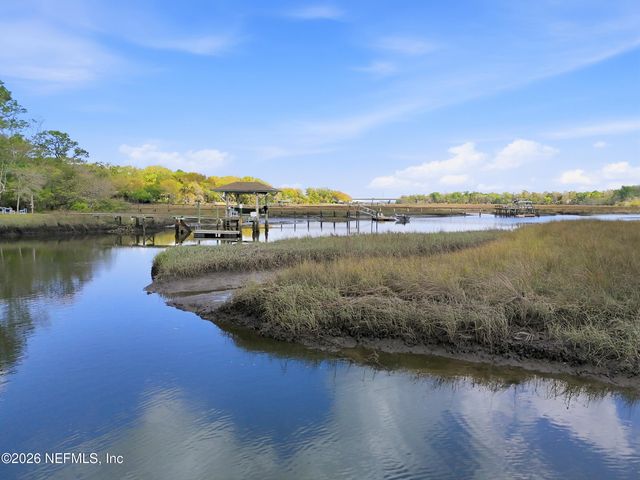 1361 BLACKHAWK Trail E, Jacksonville, FL 32225