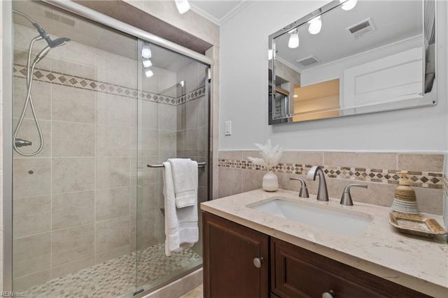 1005 Colonial Ave Apt 2, Norfolk, VA 23507