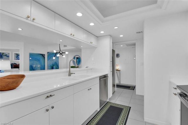 6101 Pelican Bay BLVD # 1805, Naples, FL 34108