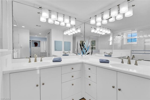 6101 Pelican Bay BLVD # 1805, Naples, FL 34108