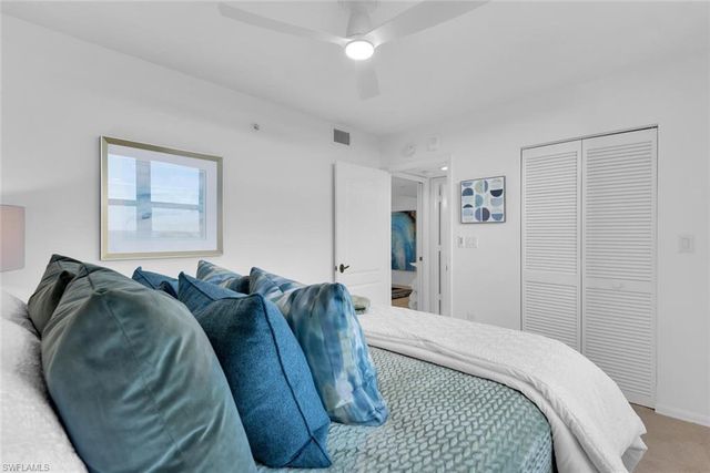 6101 Pelican Bay BLVD # 1805, Naples, FL 34108