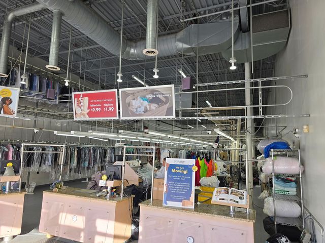 1240 E Dundee Road, Palatine, IL 60074