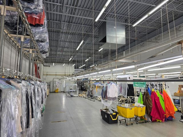 1240 E Dundee Road, Palatine, IL 60074