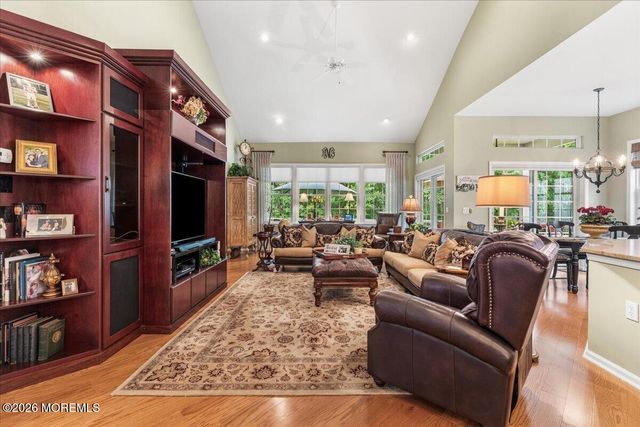 11 Sunningdale Court 11, Jackson, NJ 08527