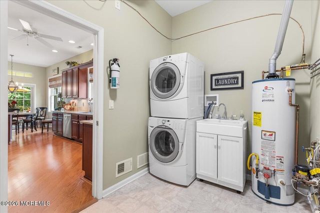 11 Sunningdale Court 11, Jackson, NJ 08527