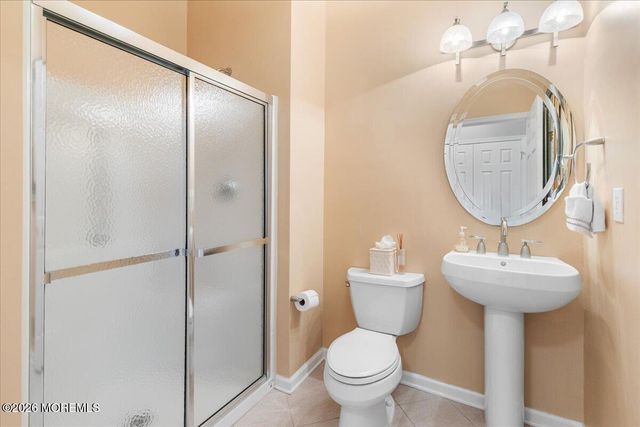 11 Sunningdale Court 11, Jackson, NJ 08527