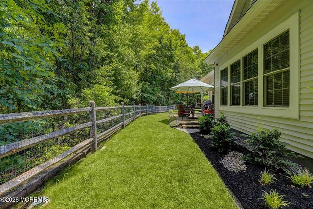 11 Sunningdale Court 11, Jackson, NJ 08527
