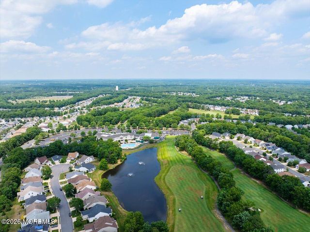 11 Sunningdale Court 11, Jackson, NJ 08527