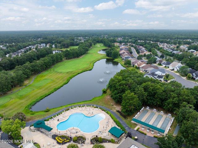 11 Sunningdale Court 11, Jackson, NJ 08527