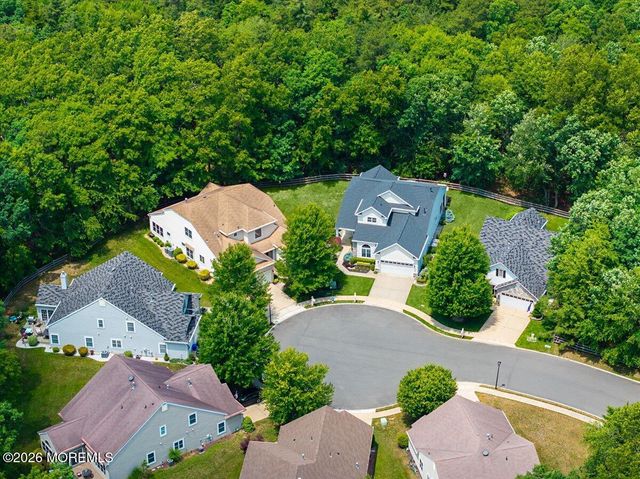11 Sunningdale Court 11, Jackson, NJ 08527