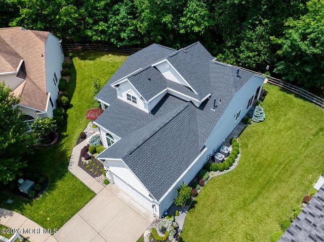 11 Sunningdale Court 11, Jackson, NJ 08527