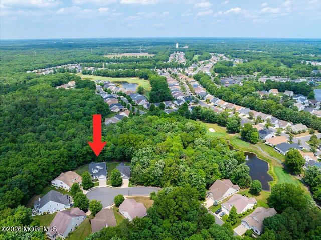 11 Sunningdale Court 11, Jackson, NJ 08527