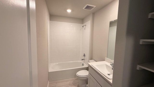 8508 HOLLYMEAD Lane, Fort Worth, TX 76131