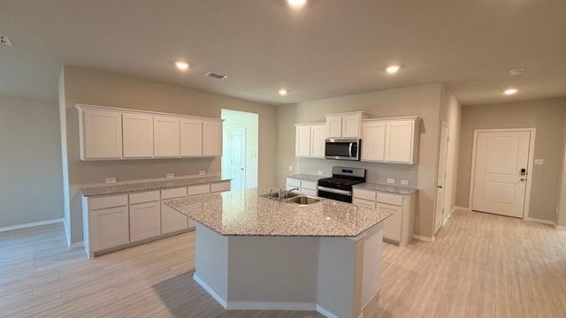 8508 HOLLYMEAD Lane, Fort Worth, TX 76131