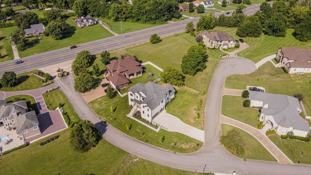 2205 Kayla Dr, Goodlettsville, TN 37072