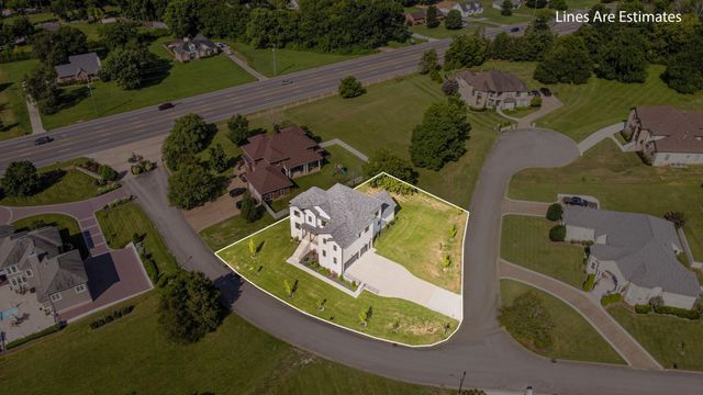 2205 Kayla Dr, Goodlettsville, TN 37072