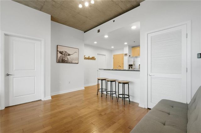 250 Pharr Road NE 1209, Atlanta, GA 30305