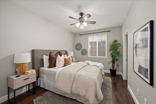 3145 Demartini Dr, Roseville, CA 95661