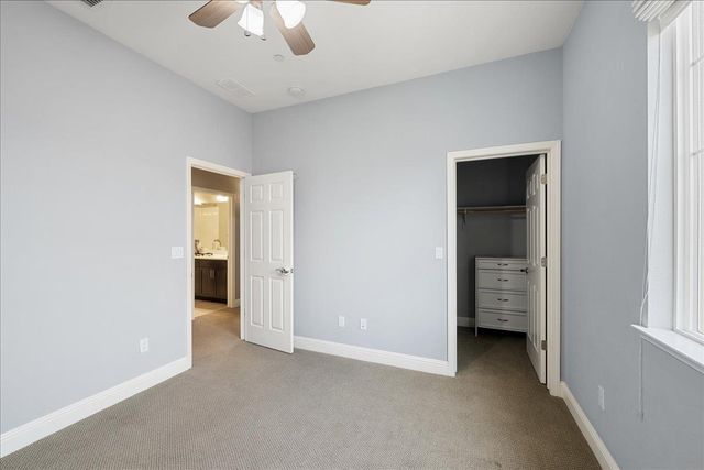 3145 Demartini Dr, Roseville, CA 95661