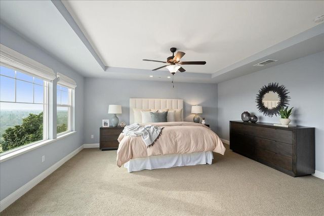 3145 Demartini Dr, Roseville, CA 95661