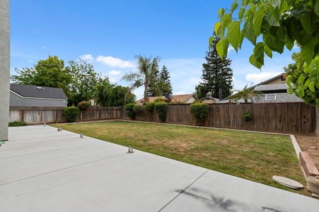 4129 W Regency Avenue, Fresno, CA 93722