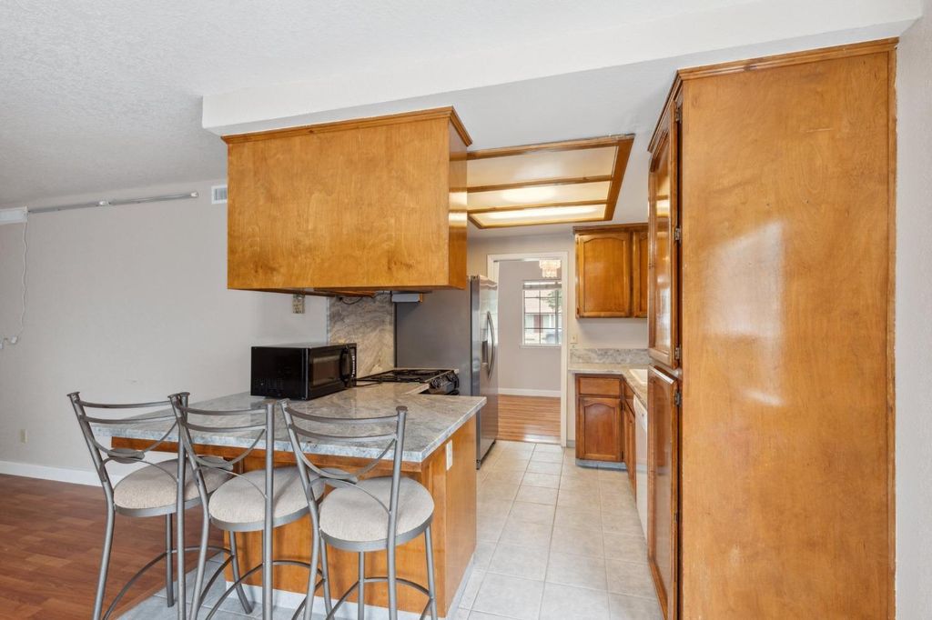 Image 11 of property listing at 4129 W Regency Avenue, Fresno, CA 93722