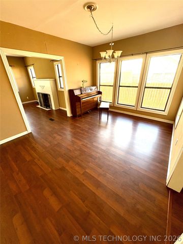 1012 D NW, Ardmore, OK 73401