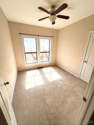 1012 D NW, Ardmore, OK 73401