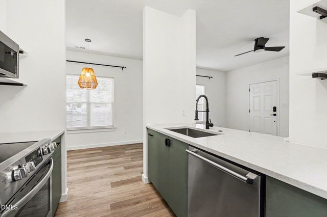 3833 Kelford Street, Raleigh, NC 27606