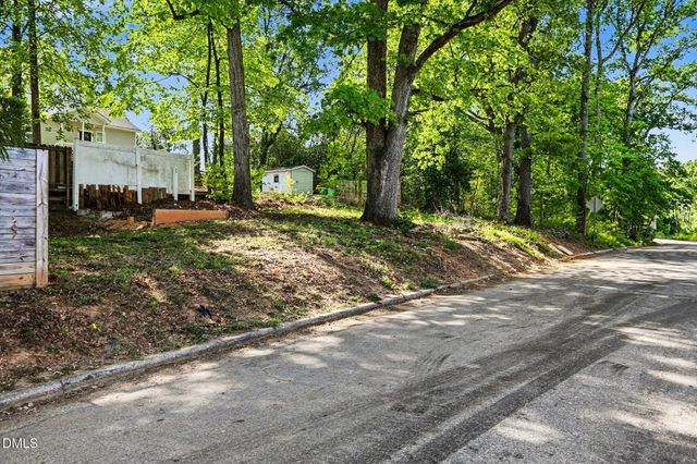 3833 Kelford Street, Raleigh, NC 27606