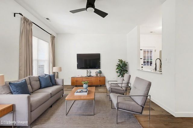 3833 Kelford Street, Raleigh, NC 27606