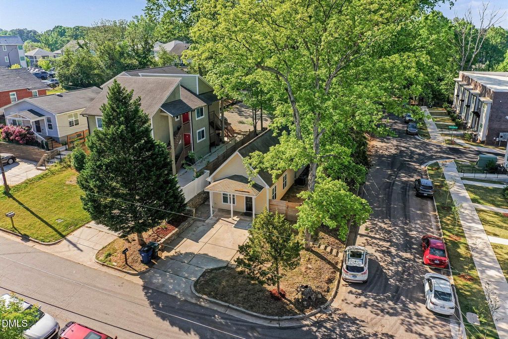 3833 Kelford Street, Raleigh, NC 27606