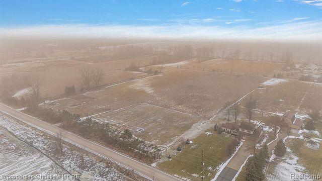 54651 Chesterfield Road, Chesterfield, MI 48051