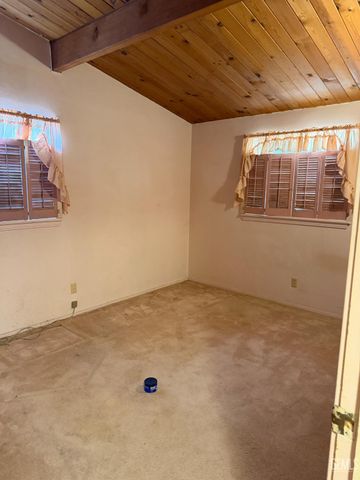 2718 Blade Avenue, Bakersfield, CA 93306