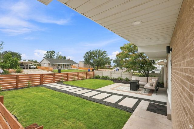 845 E LARKSPUR DR, Sandy, UT 84094