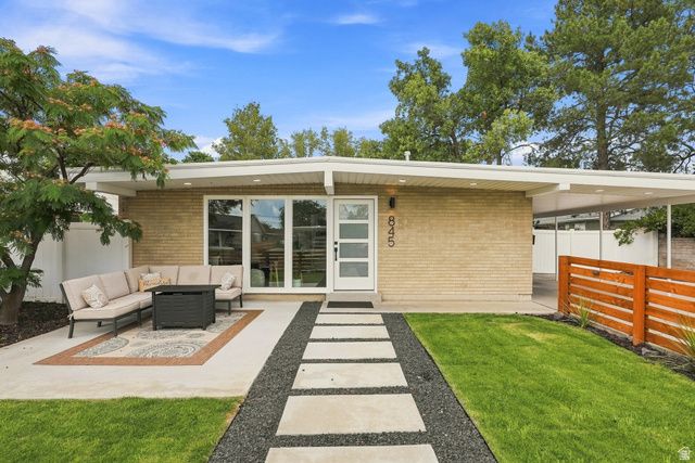 845 E LARKSPUR DR, Sandy, UT 84094