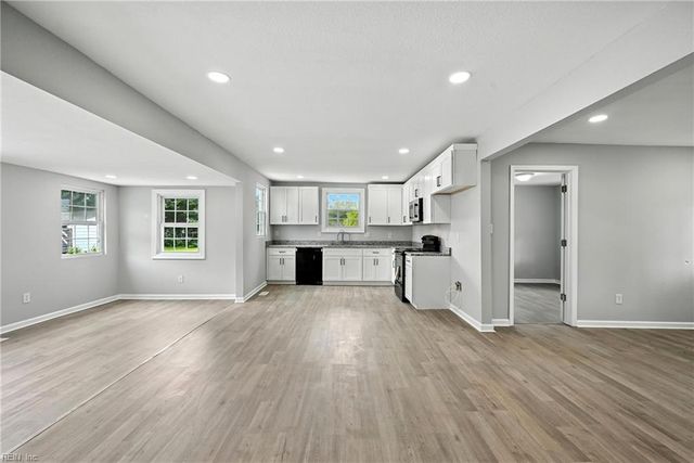 3748 Manning RD, Suffolk, VA 23437