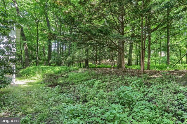 36 BROWNSTONE DR, Hershey, PA 17033