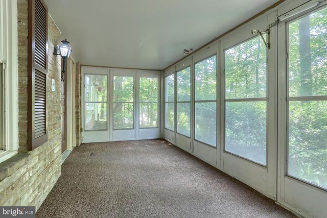36 BROWNSTONE DR, Hershey, PA 17033