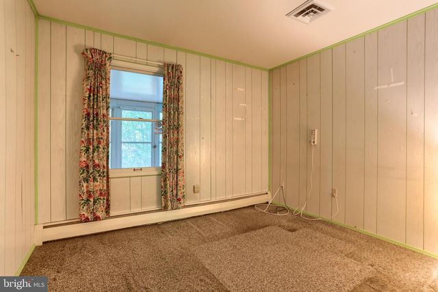 36 BROWNSTONE DR, Hershey, PA 17033