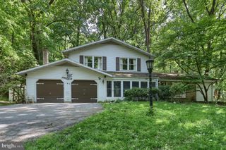 36 BROWNSTONE DR, Hershey, PA 17033