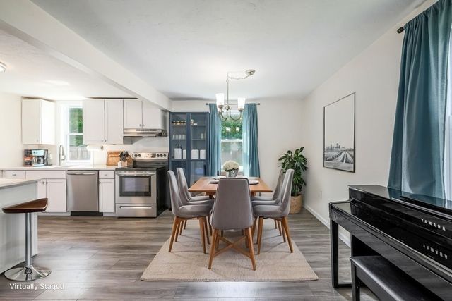 17 Temple St, Palmer, MA 01069