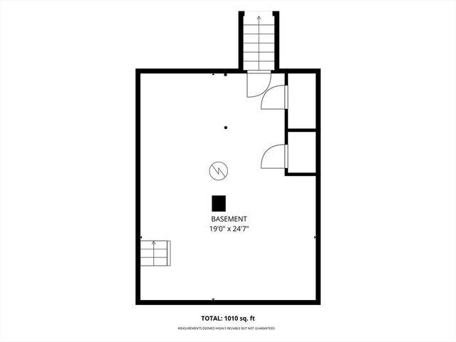 17 Temple St, Palmer, MA 01069