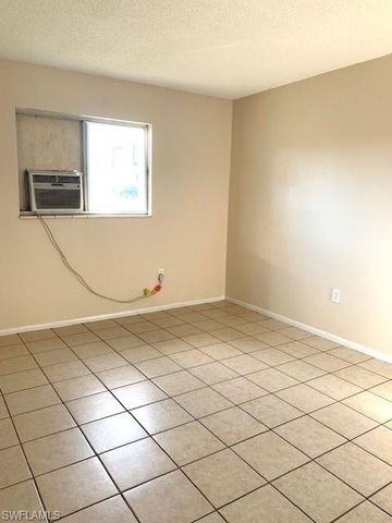 2324 Grand AVE, Fort Myers, FL 33901