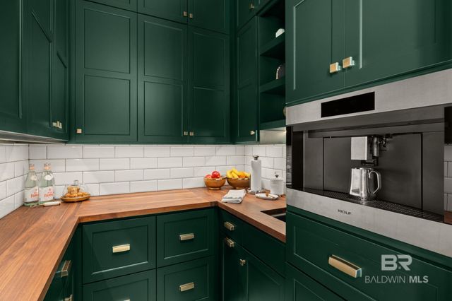 11704 Chanticleer Court, Pensacola, FL 32507