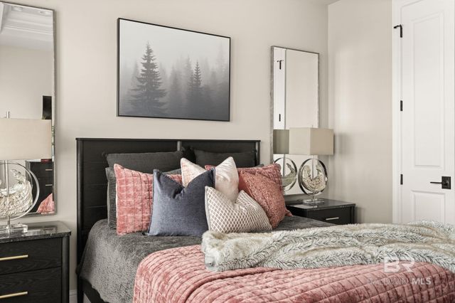 11704 Chanticleer Court, Pensacola, FL 32507