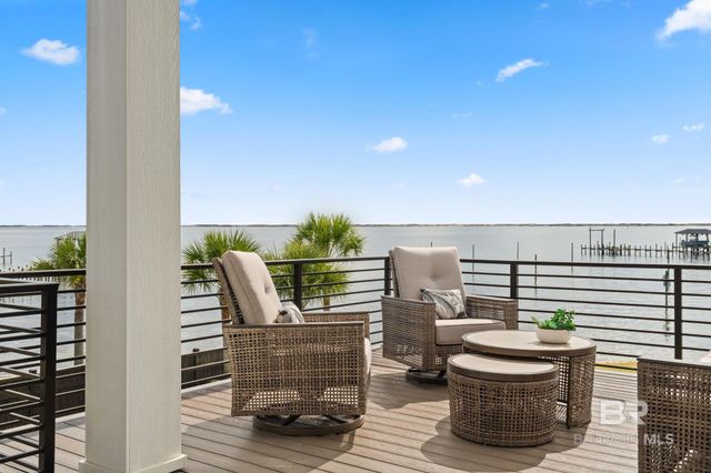 11704 Chanticleer Court, Pensacola, FL 32507